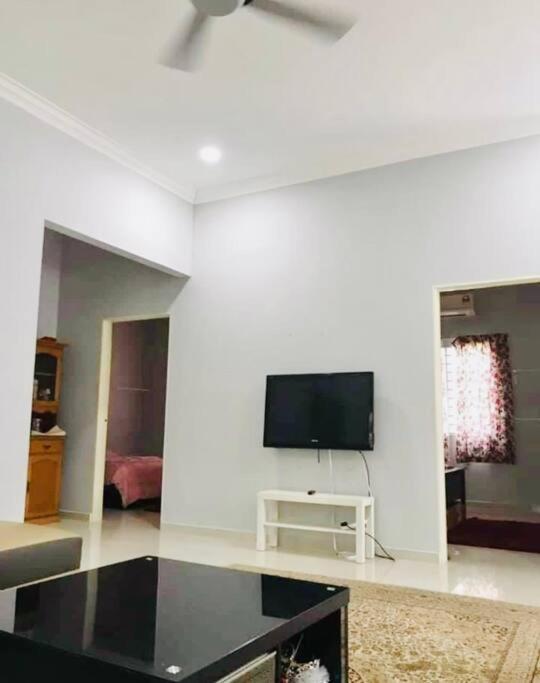 Kundang Villa @ Tasik Biru - 3 Bedrooms Bungalow Rawang Exterior foto
