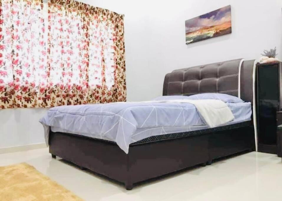 Kundang Villa @ Tasik Biru - 3 Bedrooms Bungalow Rawang Exterior foto