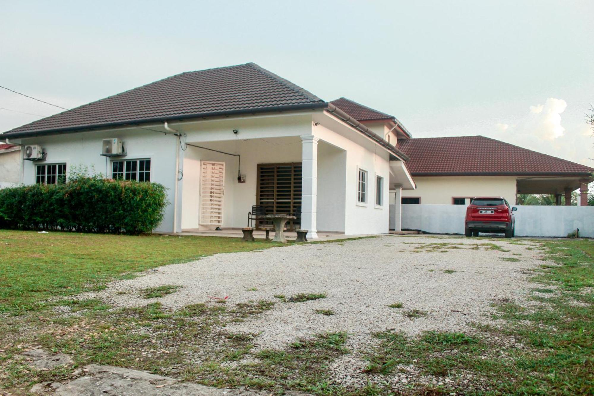 Kundang Villa @ Tasik Biru - 3 Bedrooms Bungalow Rawang Exterior foto